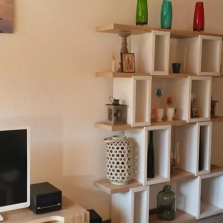 Apartment Haus Uranus